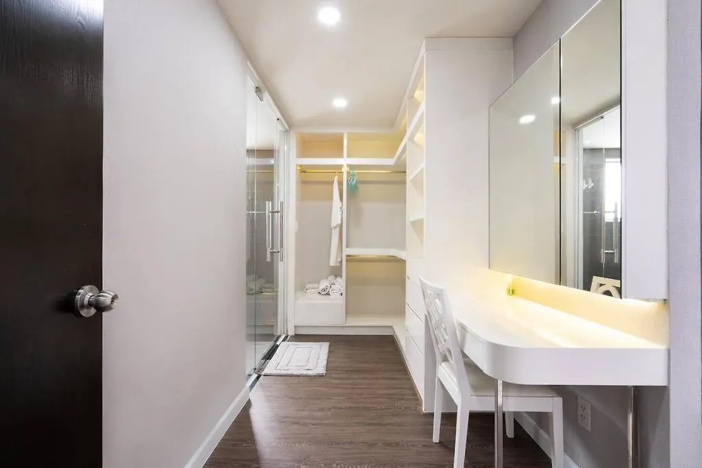 Sunrise City North X1 Tower 33 Floor Ho Chi Minh City Apartment